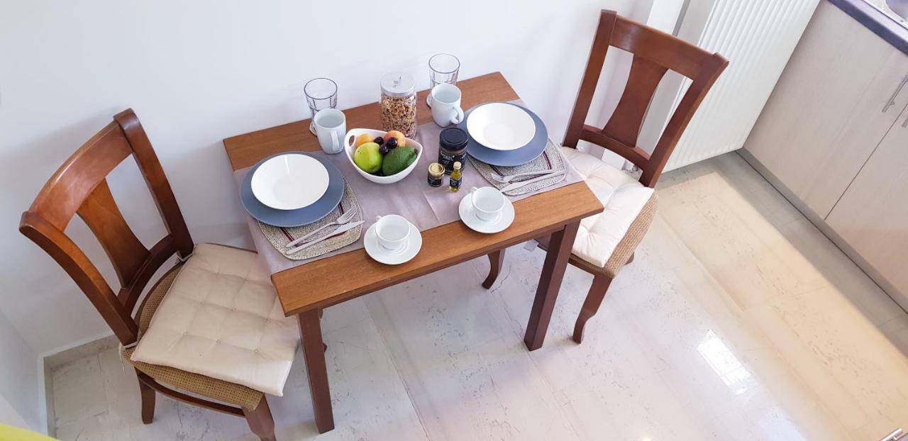 Spacious Apartment In The Historical Center Of 雅典 外观 照片